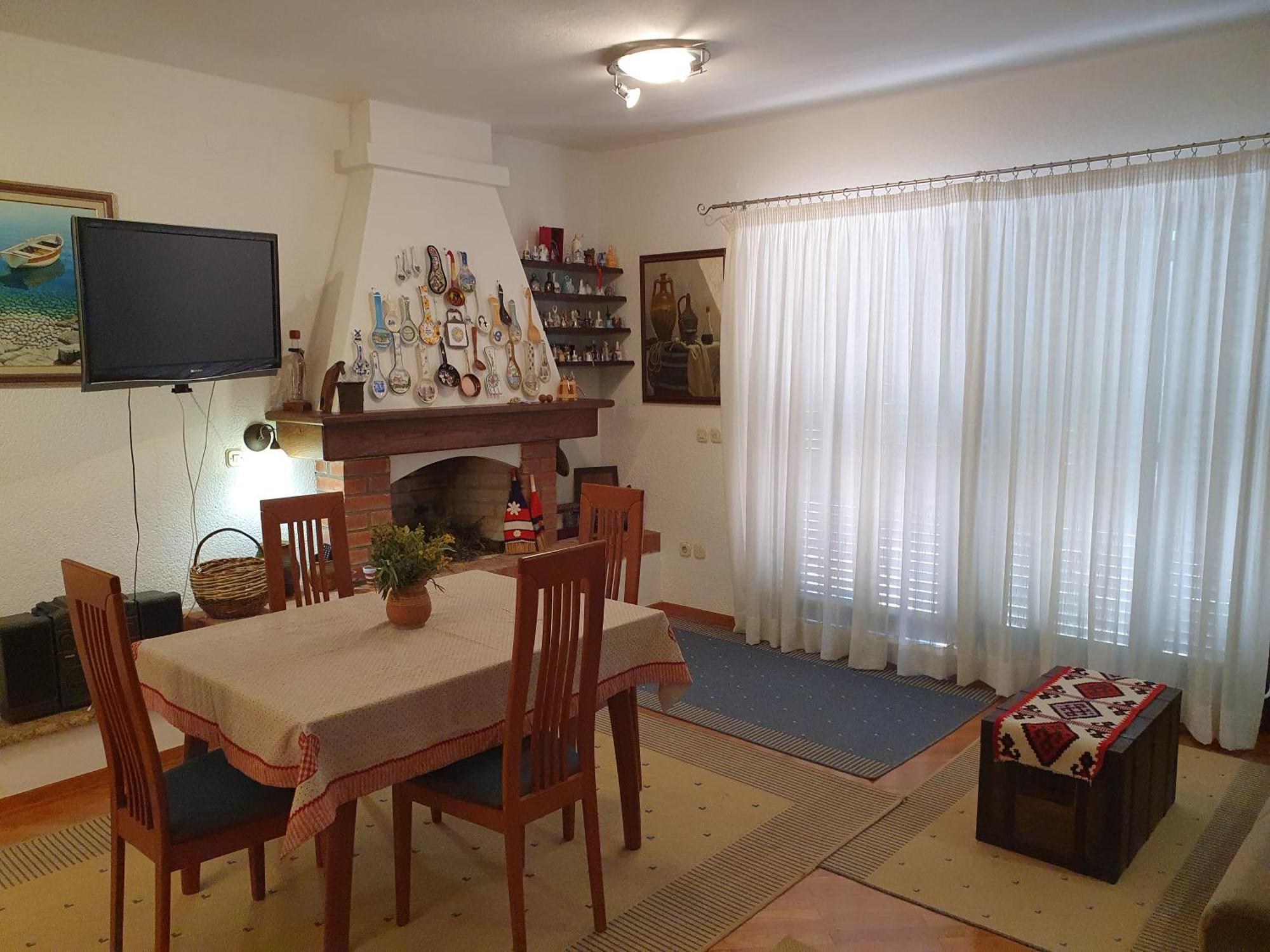 Holiday House "Lea" Lukoran Esterno foto